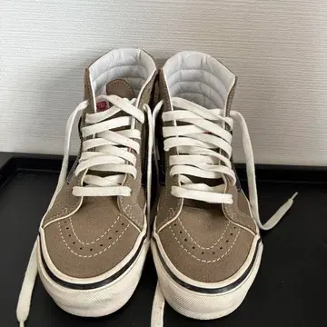 Vans 카키 하이컷 스니커즈
