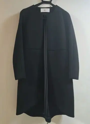 RIM.ARK 블랙 롱 코트