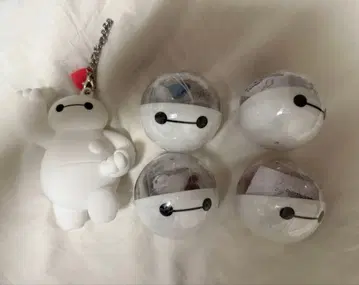 베이맥스 캡슐 토이 4개 세트 & 백참