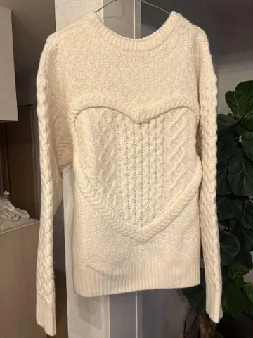 24AW NKnit 하트형 케이블 짜임 니트 스웨터