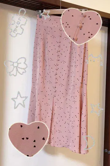 미사용 새상품 DEICY 하트 무늬 스커트