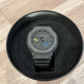 새상품 FUTUR G-SHOCK 시계 GA-2100FT-8AJR