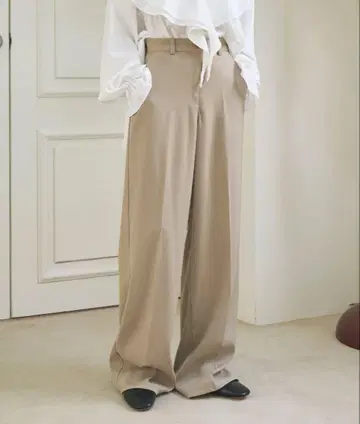 une mansion 슬랙스 베이지 zara uniqlo