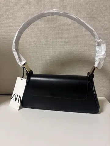 미사용 새상품 화제가 된 마미코 님 ZARA 블랙 숄더백