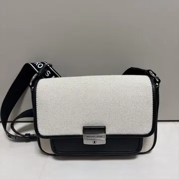 MICHAEL KORS 숄더백 화이트/블랙