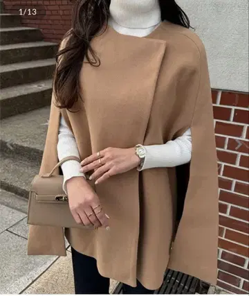 고베 레터스 케이프 코트 블랙