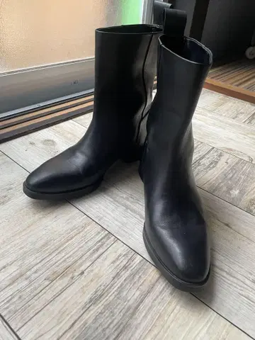 ZARA 미들 부츠 가죽 블랙 사이즈 37 24cm