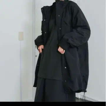 와일드 띵스 나일론 코트