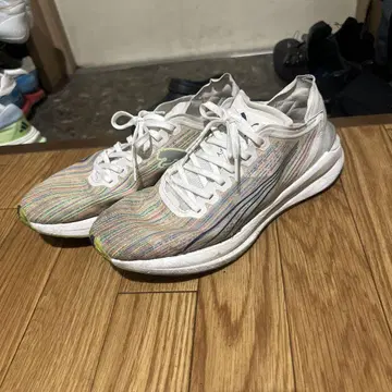 PUMA Magnify Nitro 27cm