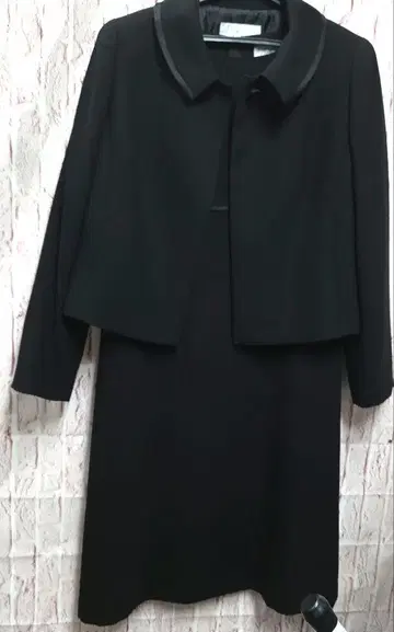 새상품급 블랙 예복 원피스 수트 (자켓 포함)