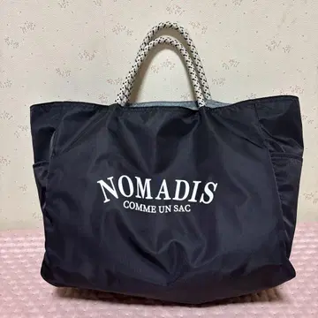 NOMADIS 토트백 블랙