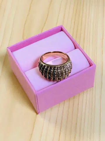 스와로브스키 Swarovski LUXURY DOMED 반지