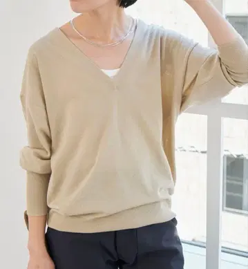 25ss 실키얀 V넥 풀오버
