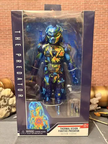 프레데터 서멀 비전 피규어 NECA
