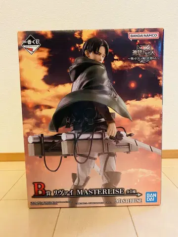진격의 거인 B상 리바이 MASTERLISE 피규어