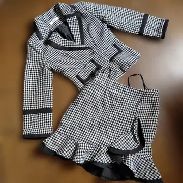 Tika 하운드 투스 셋업 S