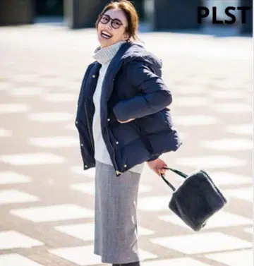 새상품급 PLST 다운 자켓 네이비 S