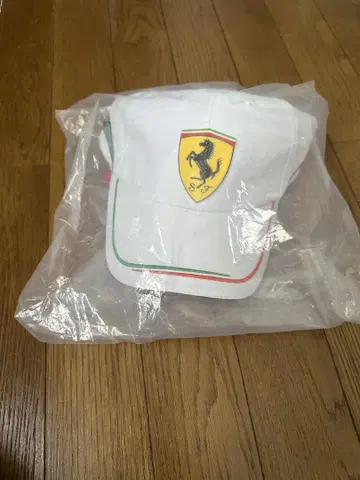 Ferrari SCUDERIA FERRARI 캡 화이트