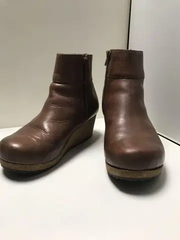 버켄스탁 파피리오 브라운 가죽 숏부츠 24.5cm