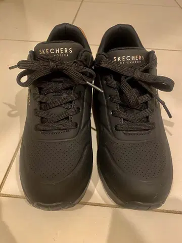 [ 새상품급 ] SKECHERS 통굽 스니커즈 23cm 주머니 포함