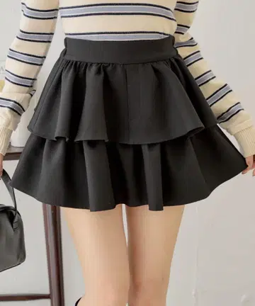 Chico 페치팬츠 포함 프릴 티어드 미니스커트