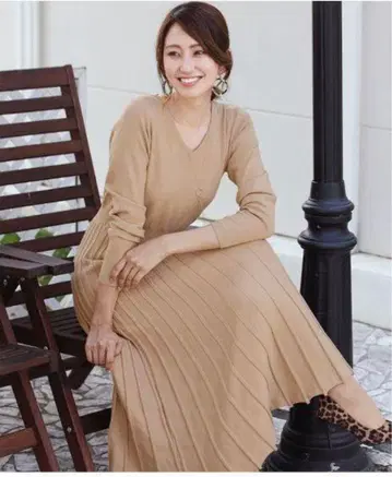 [ 새상품 ] 티어클라세 플리츠 원피스