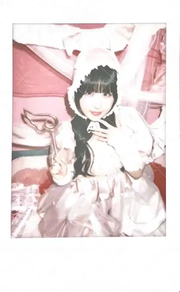 큐르링 해봐 시마무라 우타 LARME 의상 폴라로이드