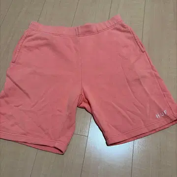 HUF 하프 팬츠