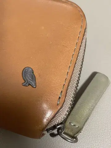 벨로이 bellroy 컴팩트 지갑 Caramel 컬러