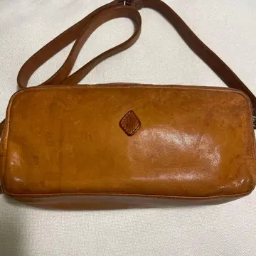 [클레도란] 브라운 가죽 숄더백 13x28x8cm