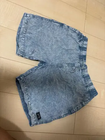 Billabong 꽃무늬 포켓 숏팬츠