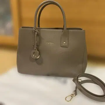 FURLA 그레이 가죽 핸드백