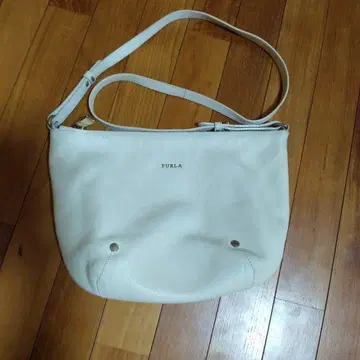 FURLA 아이보리 숄더백