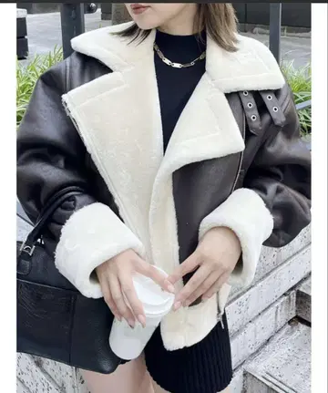 MURUA 무스탕 코트 브라운 화이트 F 사이즈