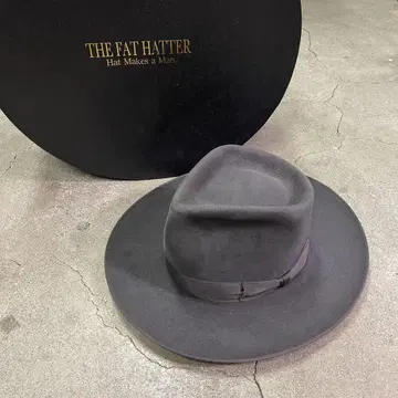 THE FAT HATTER CHEERS Charcoal 60