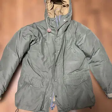 MOUNT RAINIER DESIGN 58.42 다운 자켓 그레이