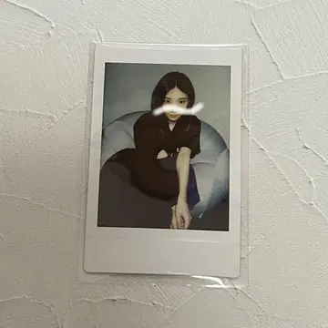 ExWHYZ maho 폴라로이드
