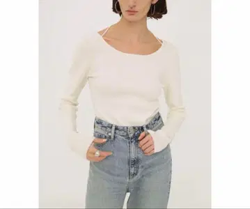 완판템 CLANE ARRANGE RIBBON KNIT TOPS 아이보리