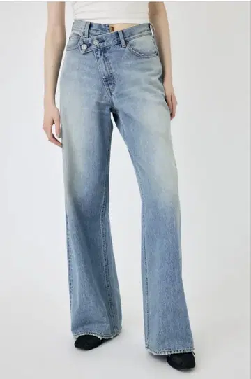MOUSSY 라이트 블루 크로스 허리 와이드 스트레이트 데님