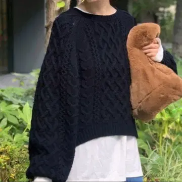 [ 스픽앤스팬 ] 케이블 돌먼 풀오버 네이비 숏 기장