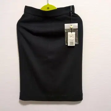 새상품 Castel bajac 블랙 타이트 스커트