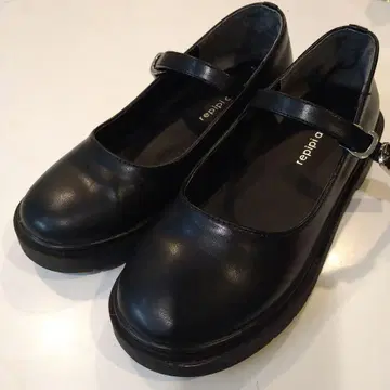 레피피 블랙 메리제인 슈즈 M 사이즈