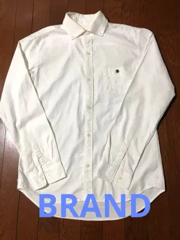 BARNS 화이트 버튼 다운 셔츠