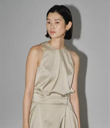 투데이풀 슬리브리스 새틴 탑스