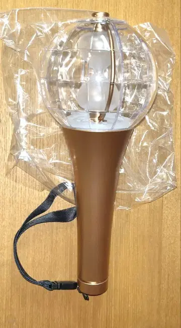 ATEEZ 라이티니 응원봉