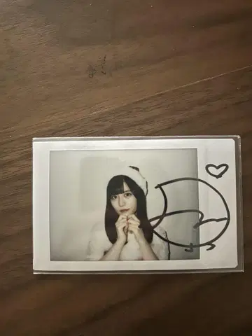 츠키아시 아마네 친필 사인 폴라로이드 온특