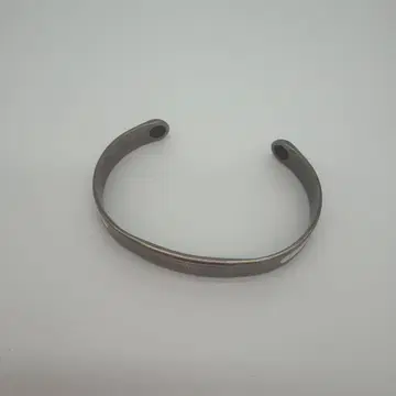 코란토테 뱅글 화이트
