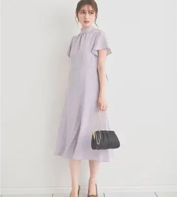 LAISSE PASSE 백리본 하이넥 드레스