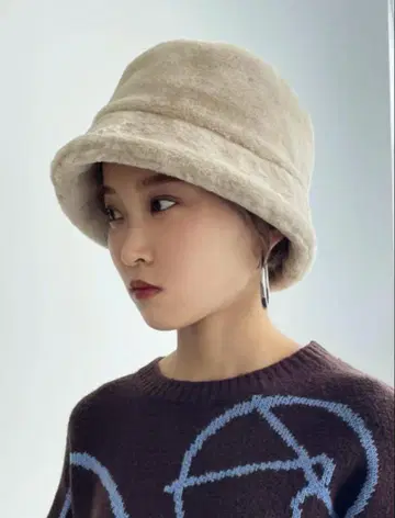 EMODA 퍼 버킷햇