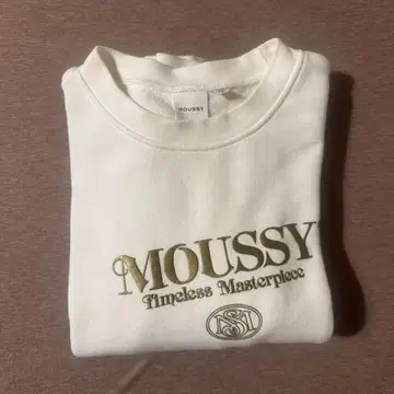 moussy 트레이닝복